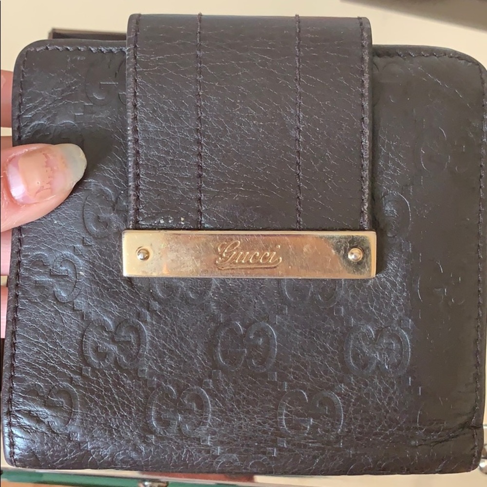 Authentic monogram brown Gucci wallet